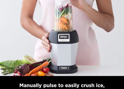 Ninja BL450C, Nutri Pro Personal Blender For Juices, Shakes & Smoothies, 18 and 24 Oz cups, Black/Silver, 900W (Canadian Version)