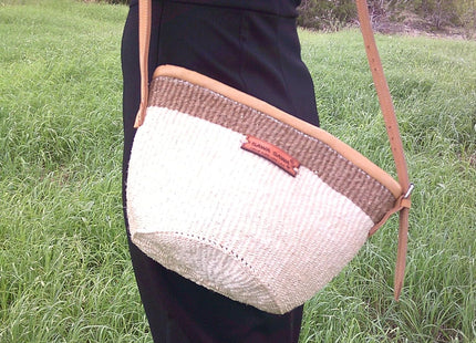 Life Top Handcrafted Sisal Straw Crossbody Bag