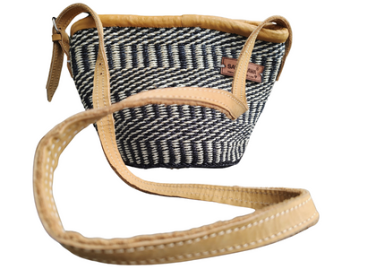 Small Balance Handcrafted Sisal Straw Crossbody Bag