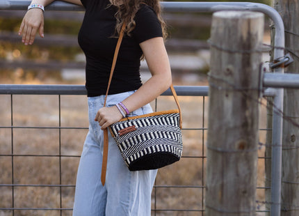 Small Balance Handcrafted Sisal Straw Crossbody Bag