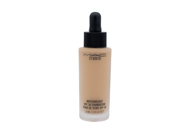 MAC Studio Waterweight Foundation NC40 1oz - Missing Box