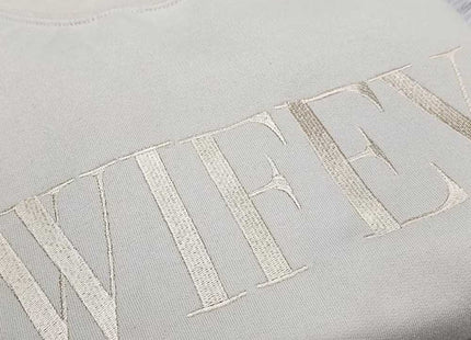 Embroidered “Wifey” Sweatshirt – Cozy Crewneck Perfect Gift for Her