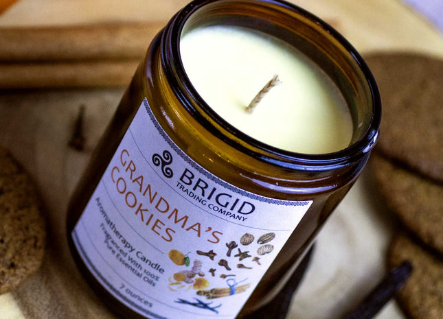 Grandma's Cookies Soy Wax Candle - Cinnamon, Clove, Nutmeg, Ginger, Vanilla, and Citrus
