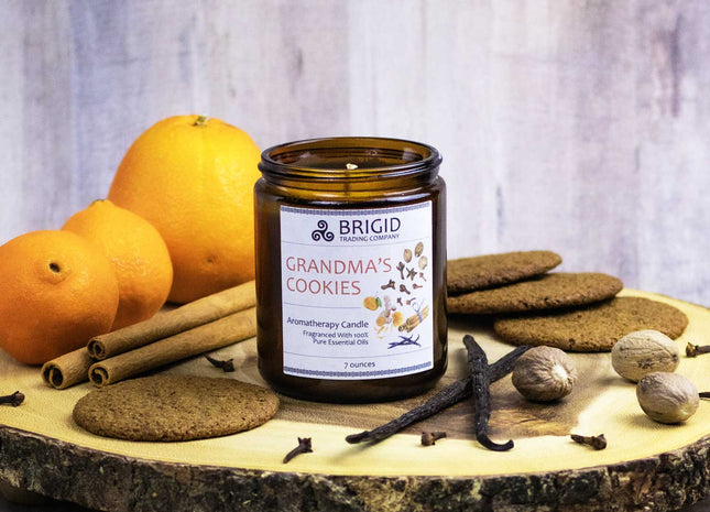 Grandma's Cookies Soy Wax Candle - Cinnamon, Clove, Nutmeg, Ginger, Vanilla, and Citrus